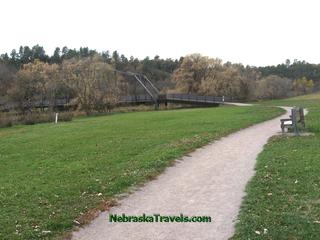 Smith Falls Park trail and walking bridge over Niobrara river